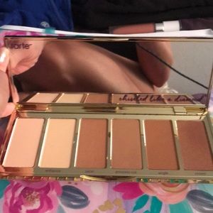 Park ave princess tarte palette